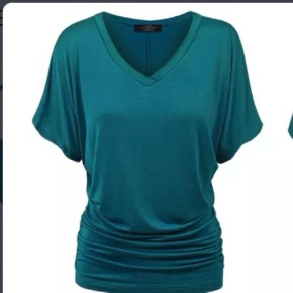 JOHNNY V Neck Top with Side Ruching Size XXL. B33 - Picture 2 of 9